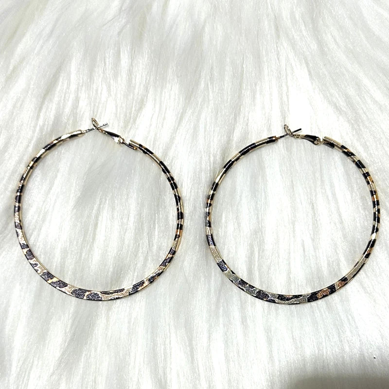 Pink Leopard Print Round Hoop Earrings | Y2K Vintage Punk Jewelry close-up view