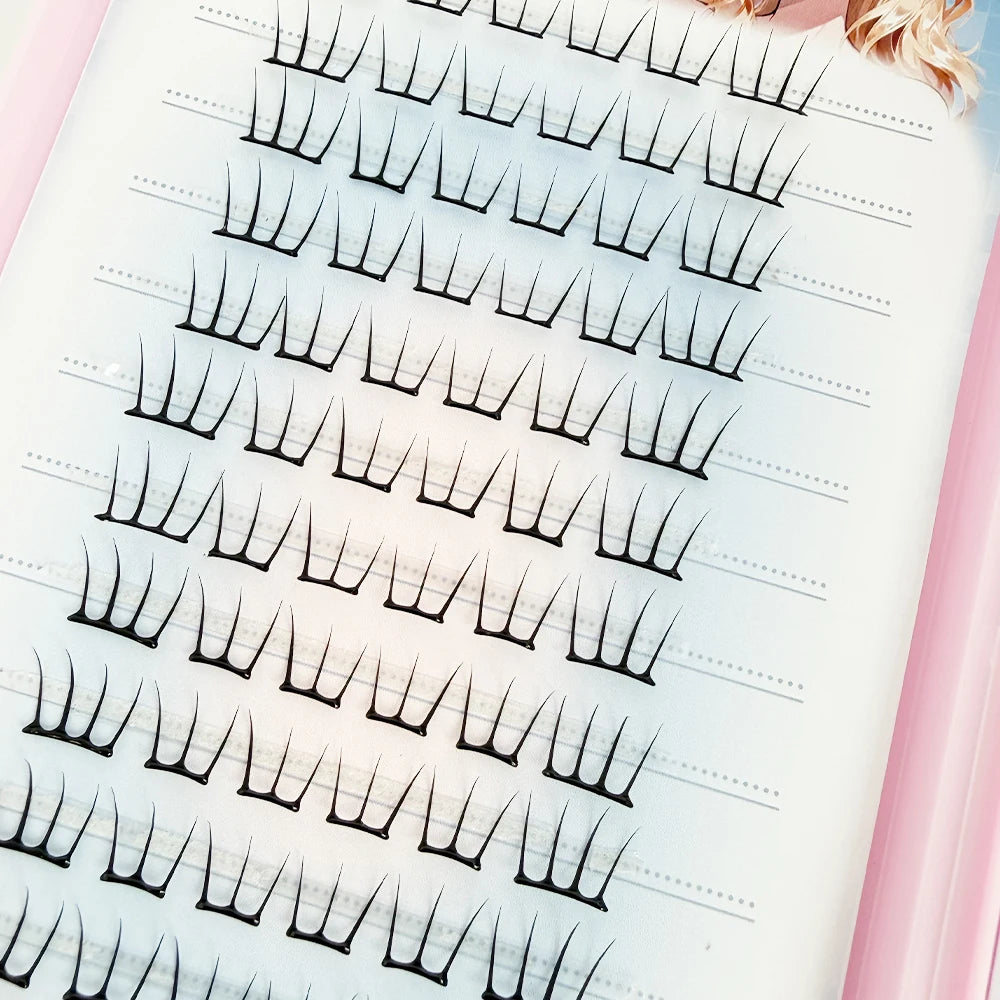 Large Capacity Korean Style Eyelashes Clusters | Dense DIY Mink Lashes for Eye Enlarge close-up view