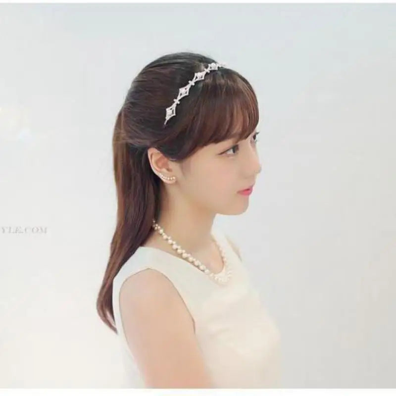 Korean Fashion Seven Star Zircon Earrings | Luxury Crystal Stars Stud Earrings close-up view