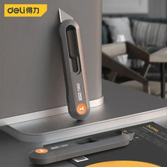 Knife 12mm/9mm/18mm/T-shape Multi-specification Carbon Steel Courier Box Cutter Knifes close-up view