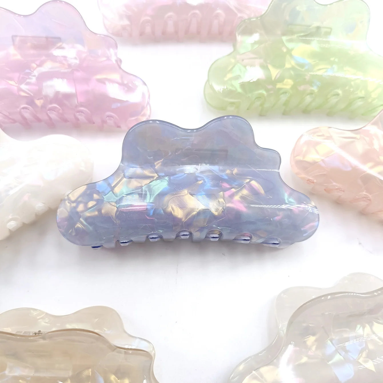 Fantasy Color Mermaid Color Cloud Shape Hair Clip Grab Clip Imitation Acetate Hair Cli close-up view