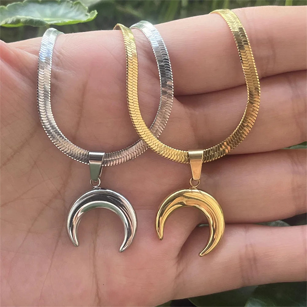 40cm+5 Exquisite stainless steel OX Moon Necklace Half Moon Blade Chain Necklaces Gold P detail view