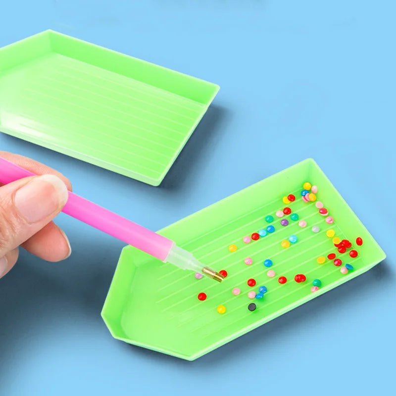 DIY Crafts Sewing Embroidery Tools 5D Diamond Painting Accessories Mosaic Glue Pen Cl lifestyle view