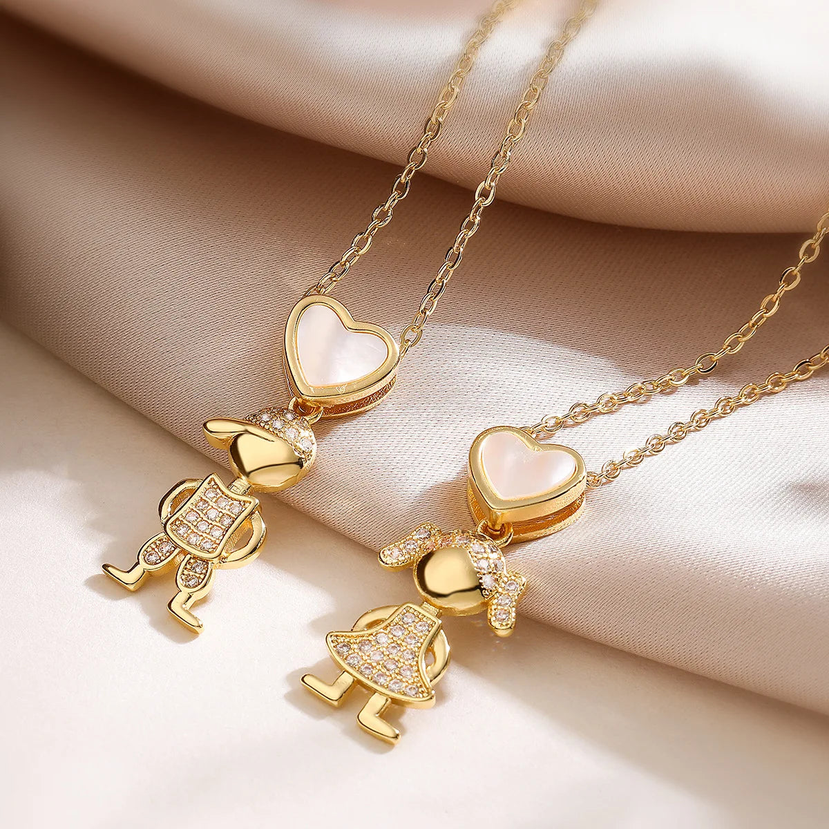 Luxury Gold-Plated Heart-Shaped Pendant Necklace for Boys And Girls Korean Trend Niche Anti Allergy