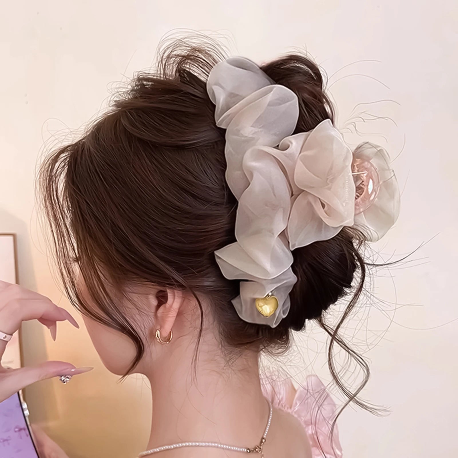Gentle Large Hair Claw For Women Trendy Elegant Pleated Mesh Shark Gripper Korean Styl close-up view