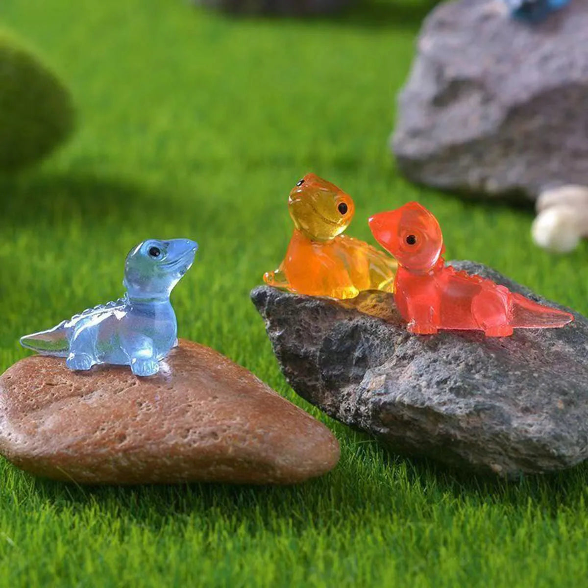 10PCS Mini Lizards Glow At Dark Lizard detail view