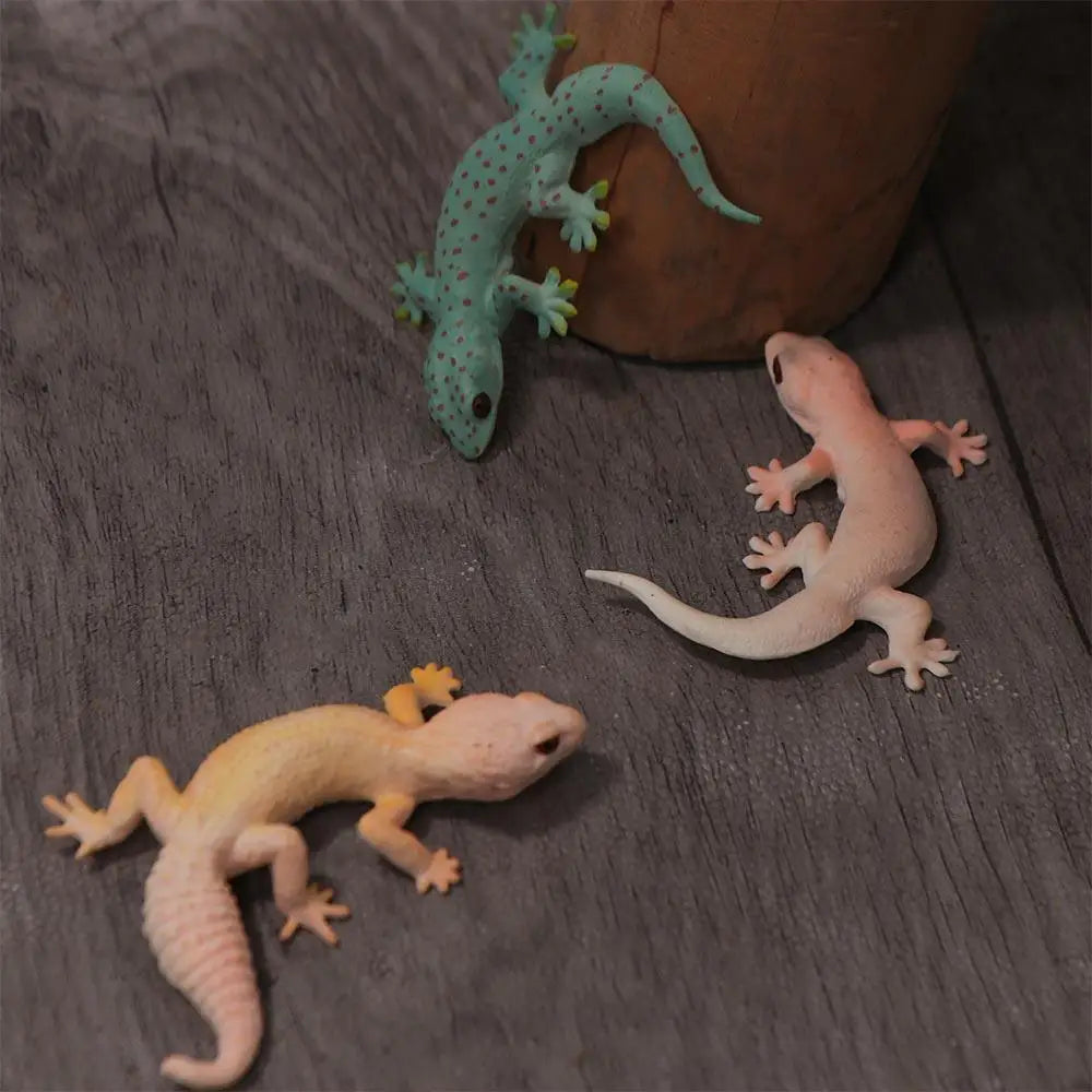 Realistic Lizard Toy Figure | Reptile Animal Model for Kids and Prank Props alternate view