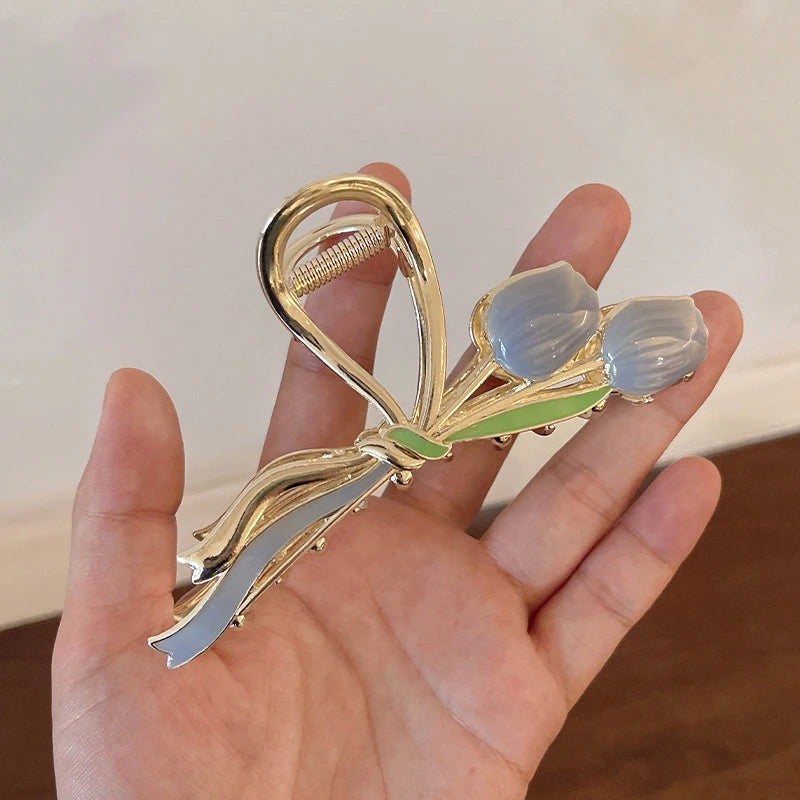 New Tulip Flower Hair Clip Back Head Grab Clip Fashion Ponytail Fixed Hairpins Simple close-up view