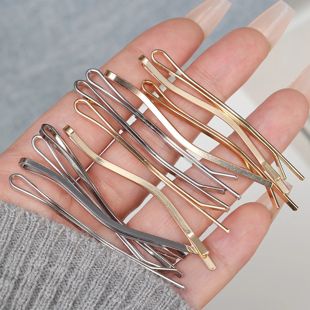 Minimalist Waved Hair Clips Korean Luxury Metal Bobby Pins Women Girl Curly Grip Hair lifestyle view