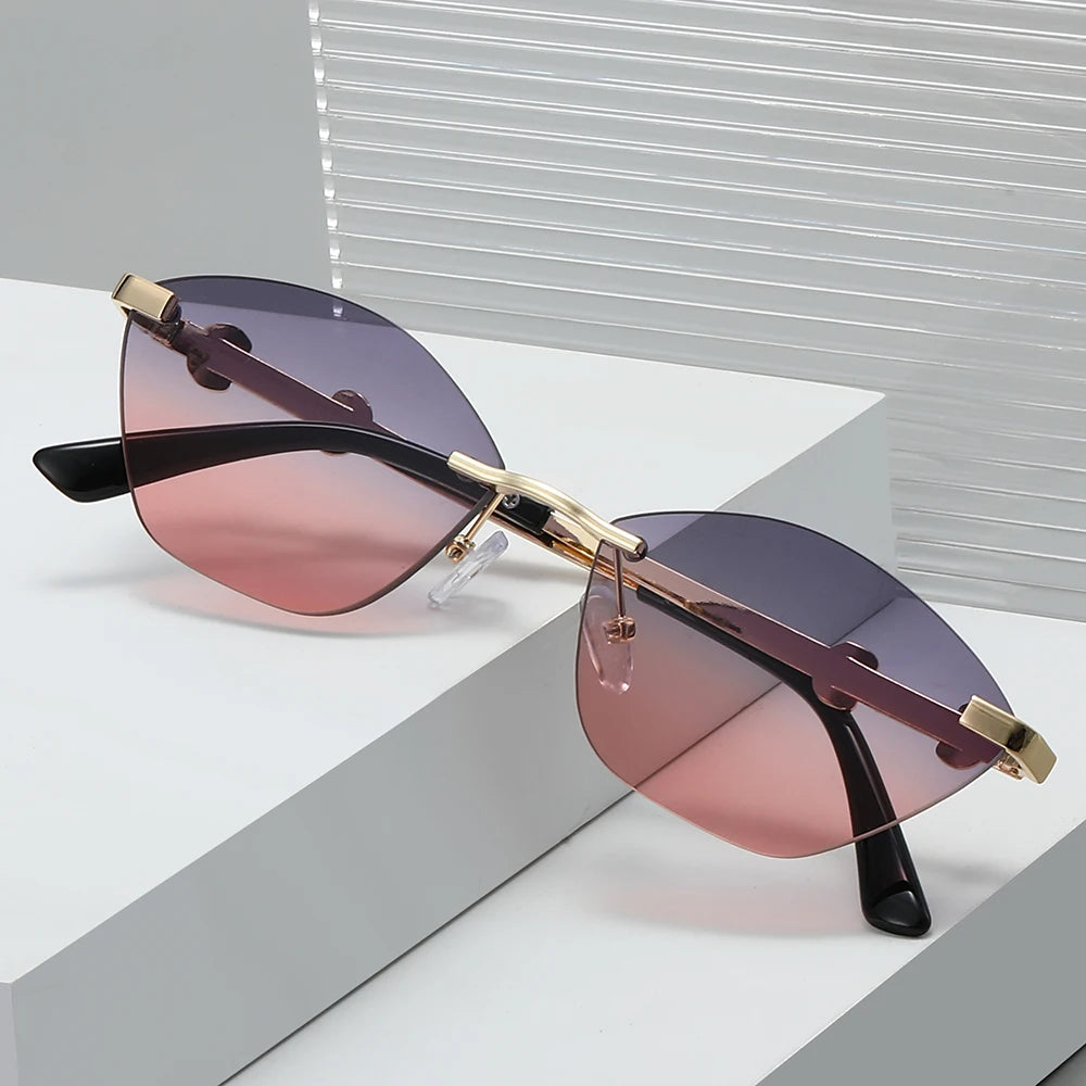 2026 Rimless Sunglasses for Men with Metal Chain Detail | Niche High-End UV Protection S detail view