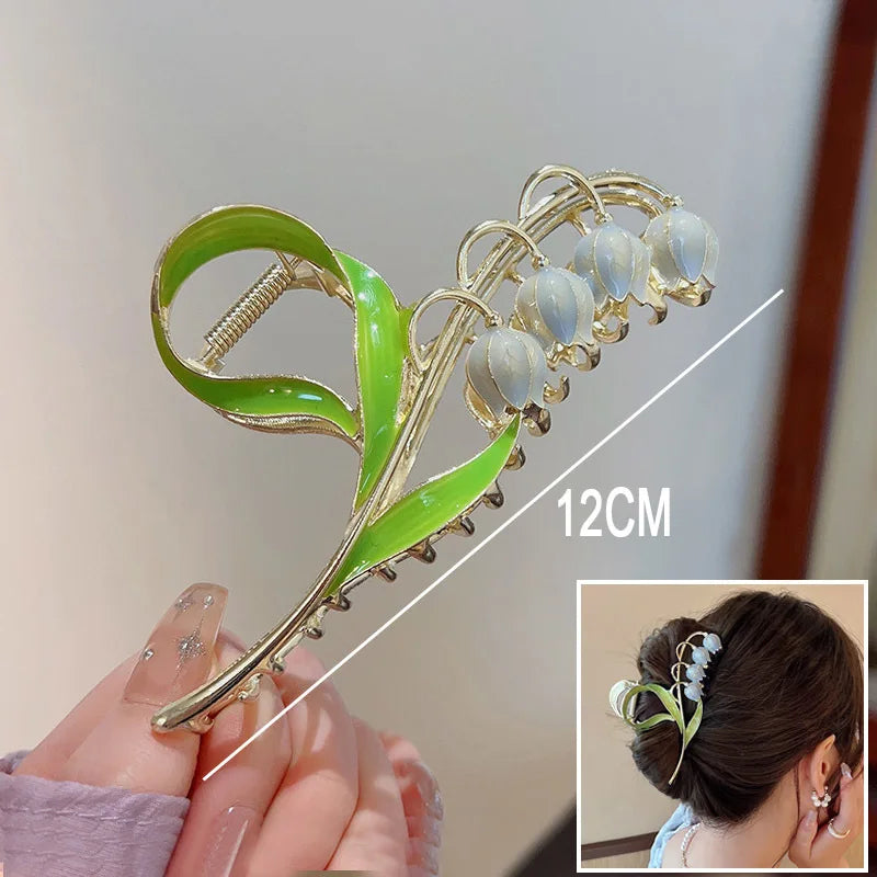 New Sweet Flower Durian Hair Claw Clip Ponytail Grab Hair Clips Shark Clip Woman Hair alternate view