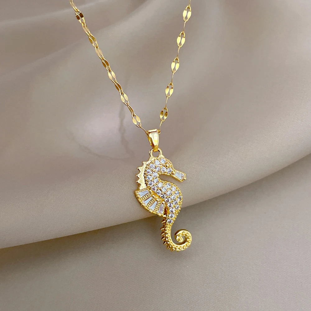 Seahorse Necklace Pendant for Women Fashionable High-End Light Luxury Temptress Niche Jewelry Access
