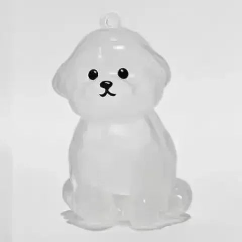 Creative Dog Hair Storage Keychain Transparent Dog\Cat Shape Memorial Pendant Handmade close-up view