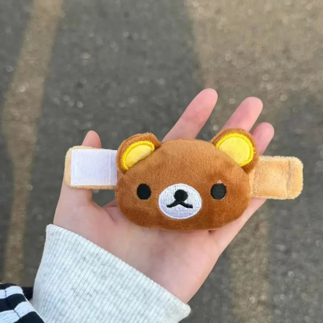 Cute Bear Hairpins Set Preppy Headdress Plastic Hair Sweet Accessories Friend Gifts close-up view