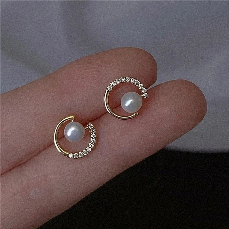 Upscale 14k Gold Jewelry Real Gold Earrings Zircon Pearl Twist Luxury Stud Earrings fo close-up view