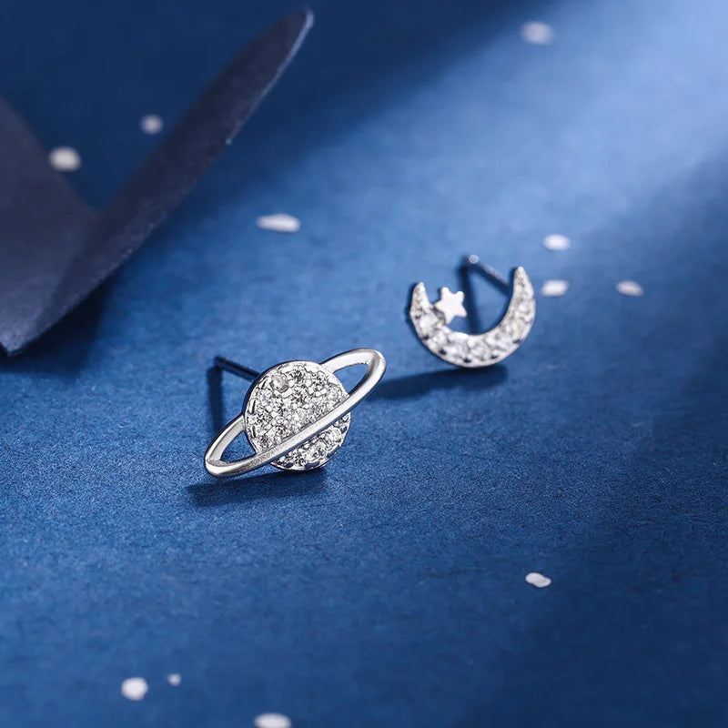 Gradient Zircon Star Piercing Stud Earrings Shiny Spiral Ear Bone Earrings for Women lifestyle view
