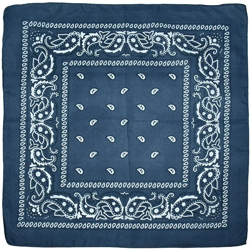55cm*55cm Outdoor Sports Bandana Scarf Face Mask Riding Camping Cycling Headscarf Tub lifestyle view