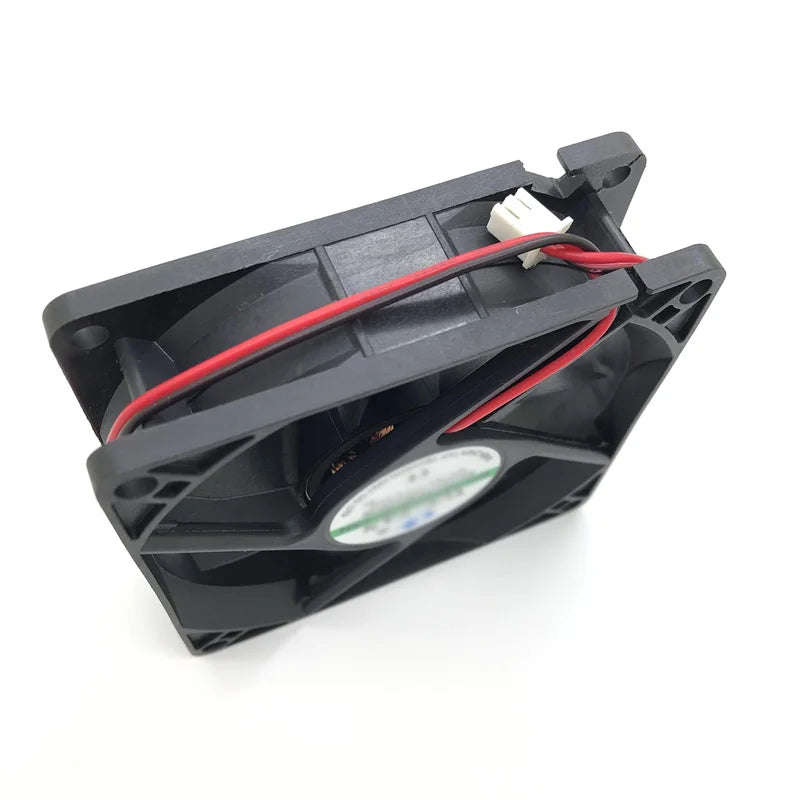 3Pin 8cm Cooling Fan for PC Computer Case DC 12V Molex 4PIN 3Pin Mute 8025 With 80*80 lifestyle view