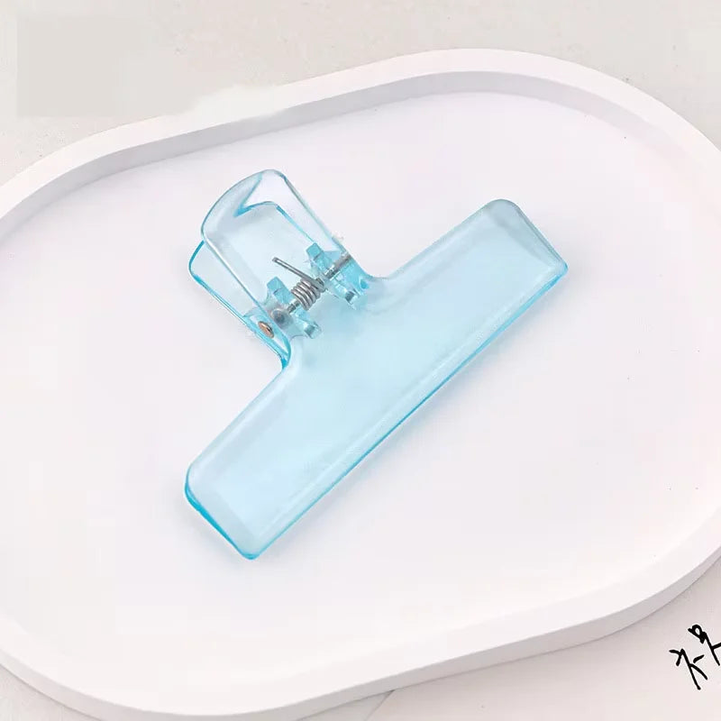 Transparent Jelly Clip Storage detail view