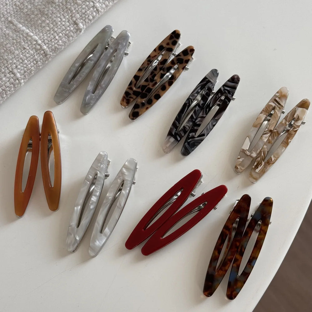 2pcs/set Acetate Hair Clips Hollow Out Oval Bangs Duckbill Clips Geometric Barrettes S close-up view