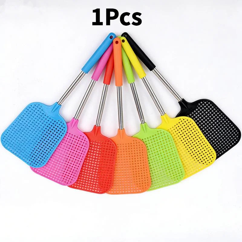 Retractable Fly Swatter | Adjustable Length Pest Control Tool lifestyle view