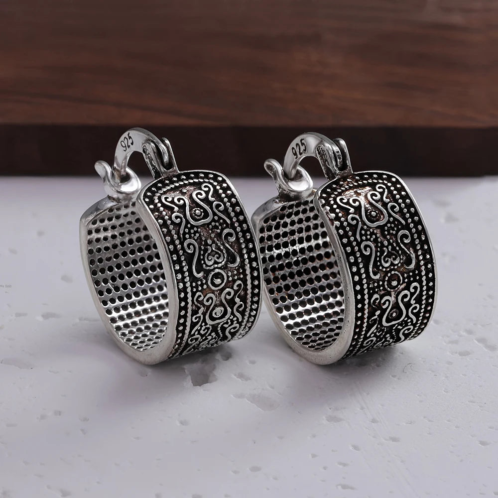 PANJBJ925 Sterling Silver Frosting Hoop Earrings For Women Texture Geometry Design additional angle