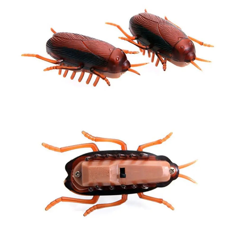 Electric Crawling Cockroach Toys Funny Simulation Fake Roach Prank Toys Trick Joke To lifestyle view