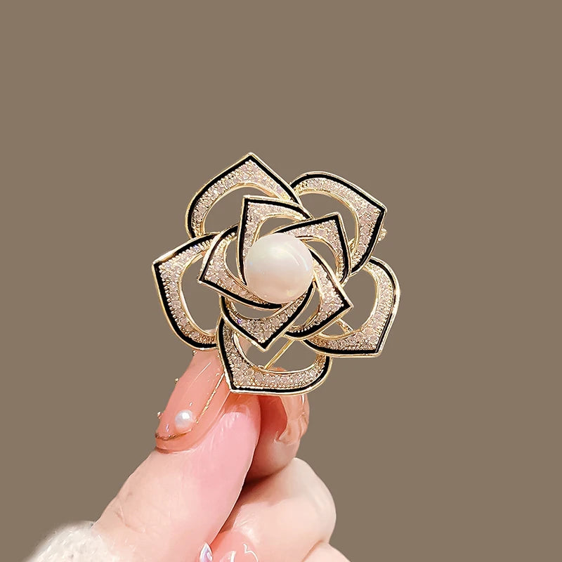 Elegant Pearl Flower Brooch Pin Badge For Women Girls Fashion Clothes Decoration Jewelry Gifts