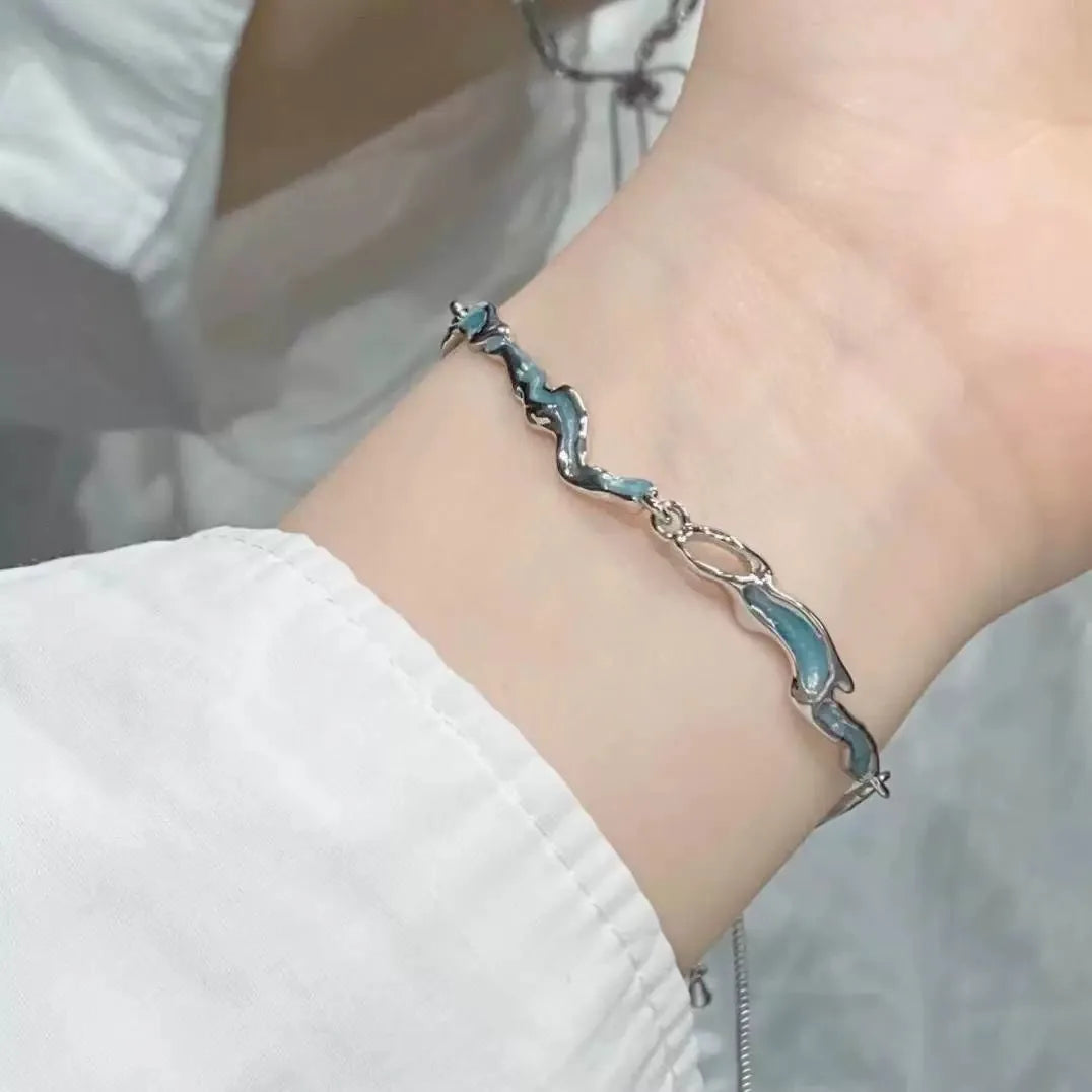 Sparkling Cherry Blossoms Butterfly Bracelet Women's Fashion Temperament Wave Moon Flowe detail view