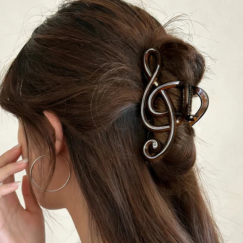 Musical Note Hair Clip Retro Resin Tea Color detail view