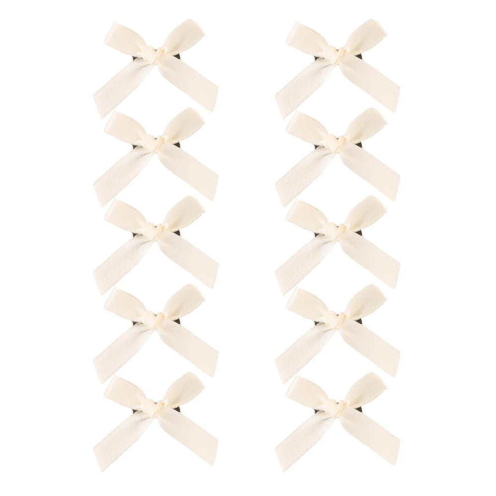 10pcs 4cm Cute Ribbon Bow Hair Clips Girls Korean Style Bowknot Mini Clip Hairpin Barr close-up view