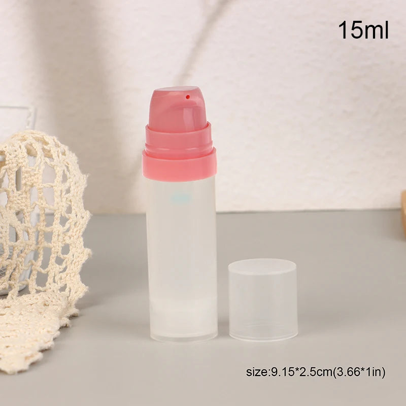 Vacuum Pump Bottles Dispenser Sub-Bottling Liquid Foundation Bottle Refillable Bottles close-up view
