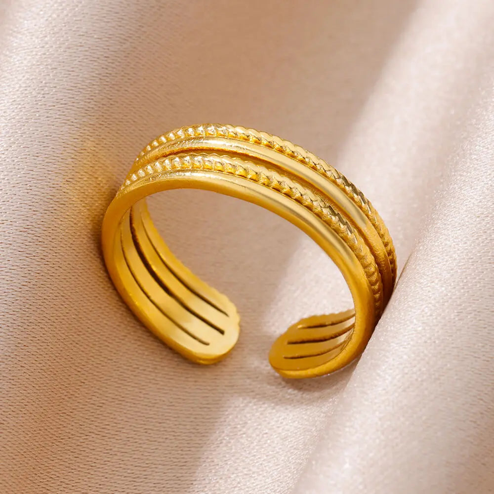 316L Stainless Steel Rings for Women Gold Color Never Fade Luxury Classic rings weddi lifestyle view