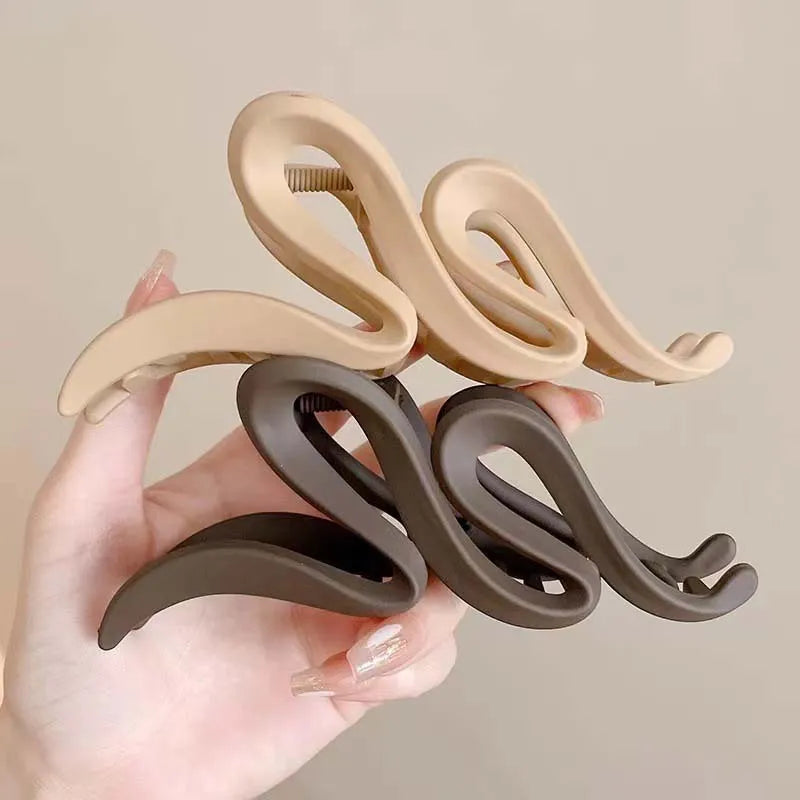 13cm Acrylic Hair Clips For Women Hairpin Matte Wave Hair Claw Clip Hair Accessories Girls Headwear 4 Colors New
