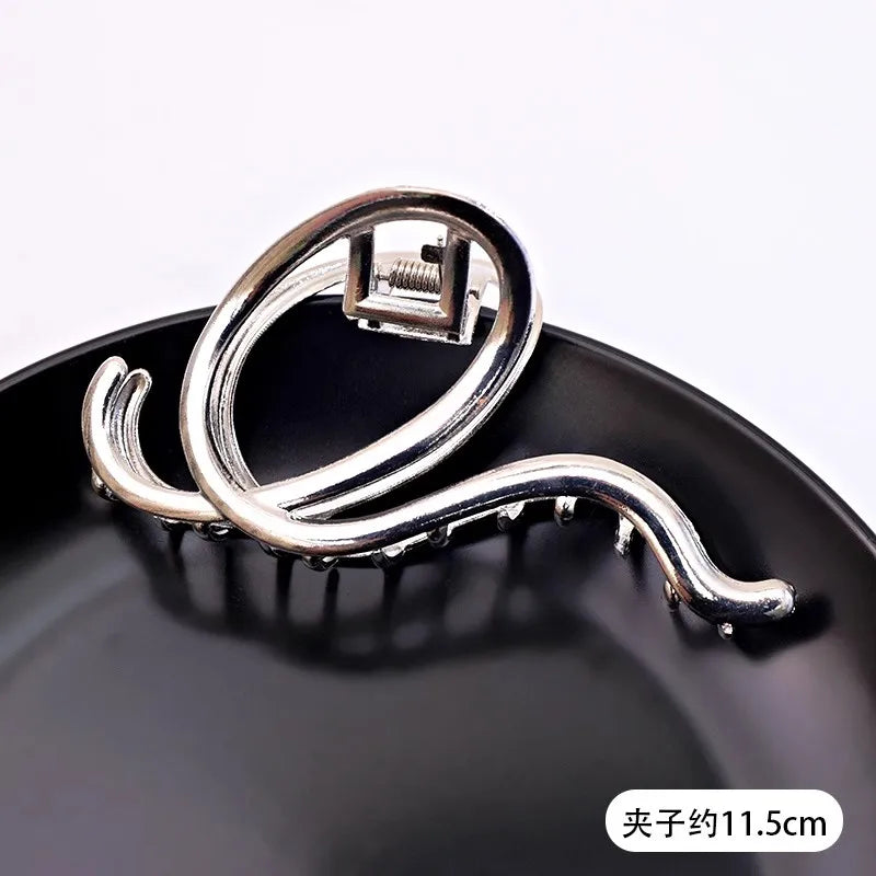 Vintage Silver Geometric Metal Hair Claw For Women Girls Long Hair Holder Headband Hai close-up view