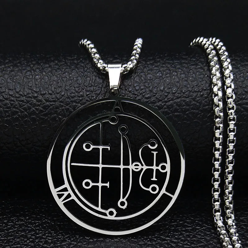 Astaroth Sigil Goetia Stainless Steel Necklace Solomon Demon Seal Satan Sigil satanique detail view
