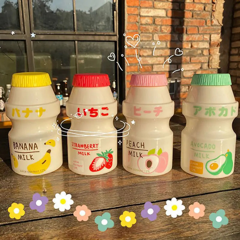480ml Yogurt Plastic Water Bottle For Girls Children Tour Fruit Drinking Bottle Kawaii close-up view