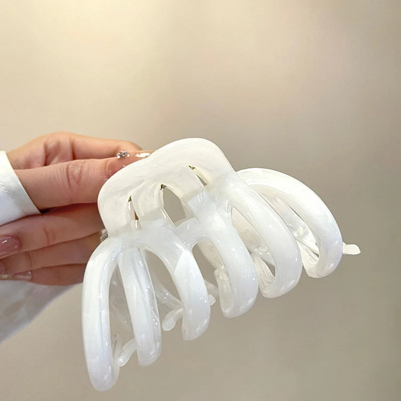 Korean Style Acrylic Pumpkin Hair Clip for Woman Elegant Temperament Shark Clip Fashion Girl's Ponytail Hair Clamp