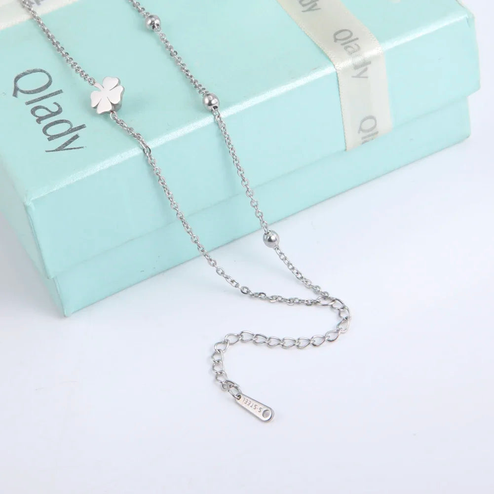 Skyrim Foot Chain of Women Men Silver Color Four-leaf Clover Stainless Steel Anklet Si close-up view