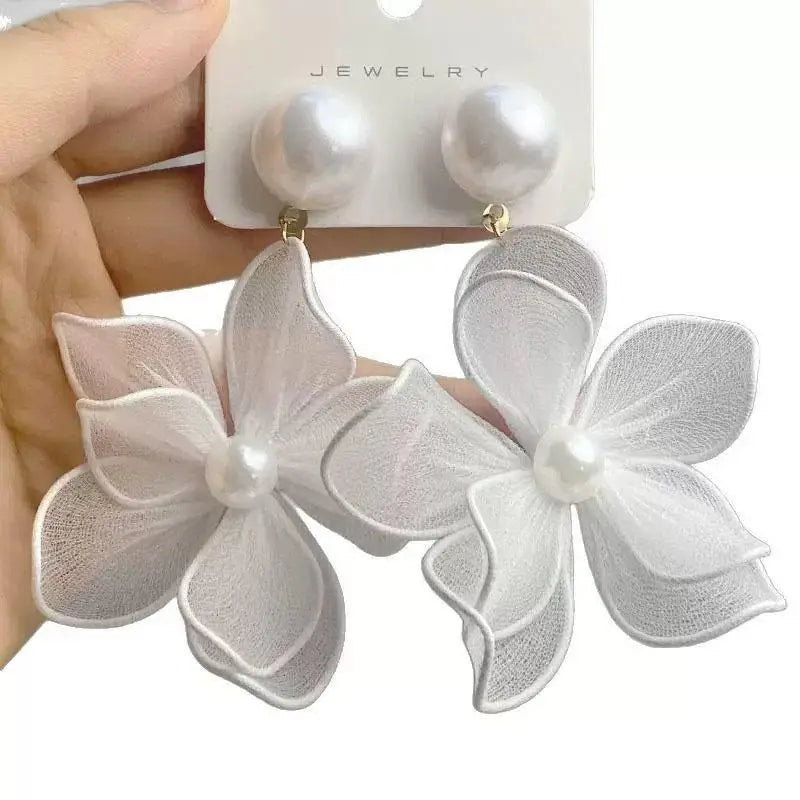 1 Pair Trendy Elegant Ear Accessories Jewelry Temperament Exaggerated Imitation Pearl Large Flower P