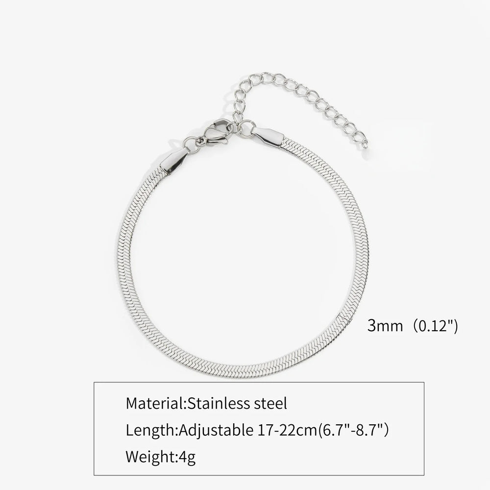 3mm Silver Color Stainless Steel Flat Chain Bracelet Simple Bracelet For Men Retro Jew close-up view