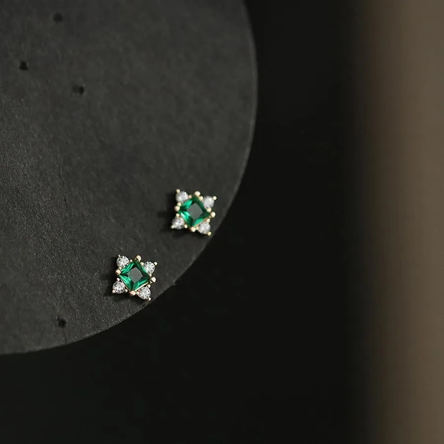 925 Silver Needle Simple Shiny Zircon Earrings Gold Plating Jewelry Crystal Stud Earring detail view