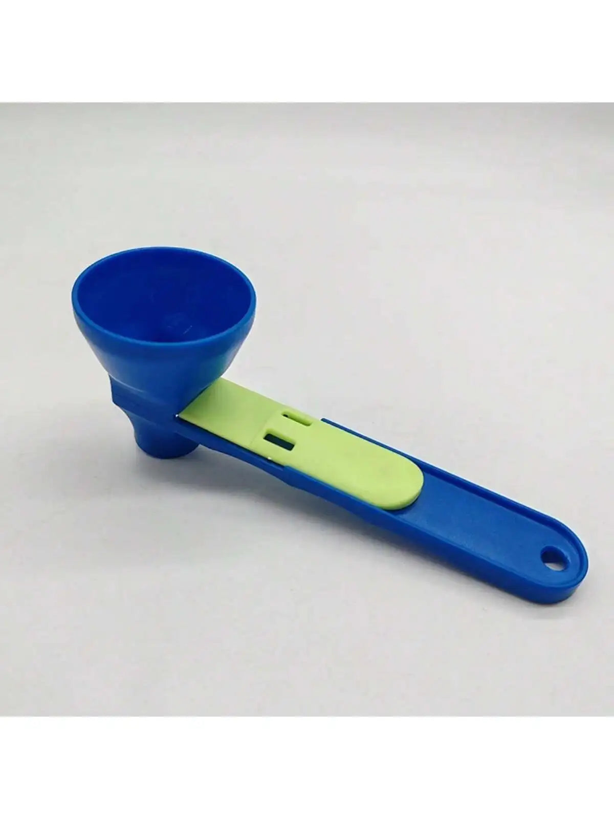 Protein Powder Funnel Spoon | 2-in-1 Measuring Scoop with Longer Handle detail view