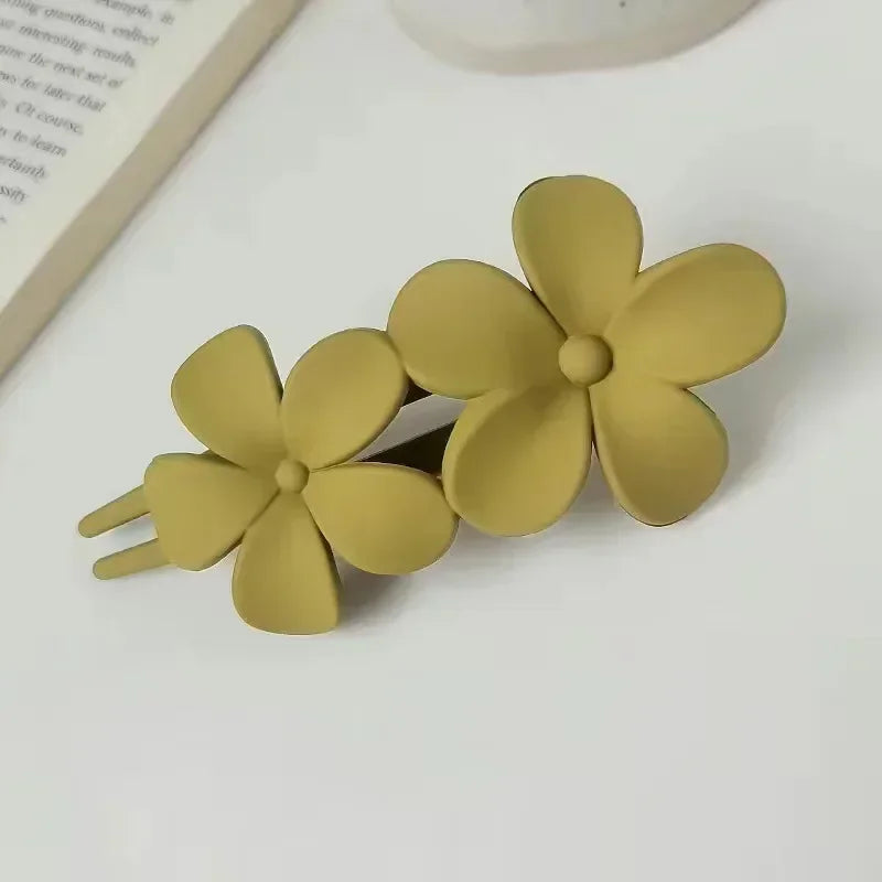 Flower Hair Clip Headdress Women Hair Clips Back Head Spoon Coiled Hair Hairpin Large Duckbill Clip Ponytail Clip