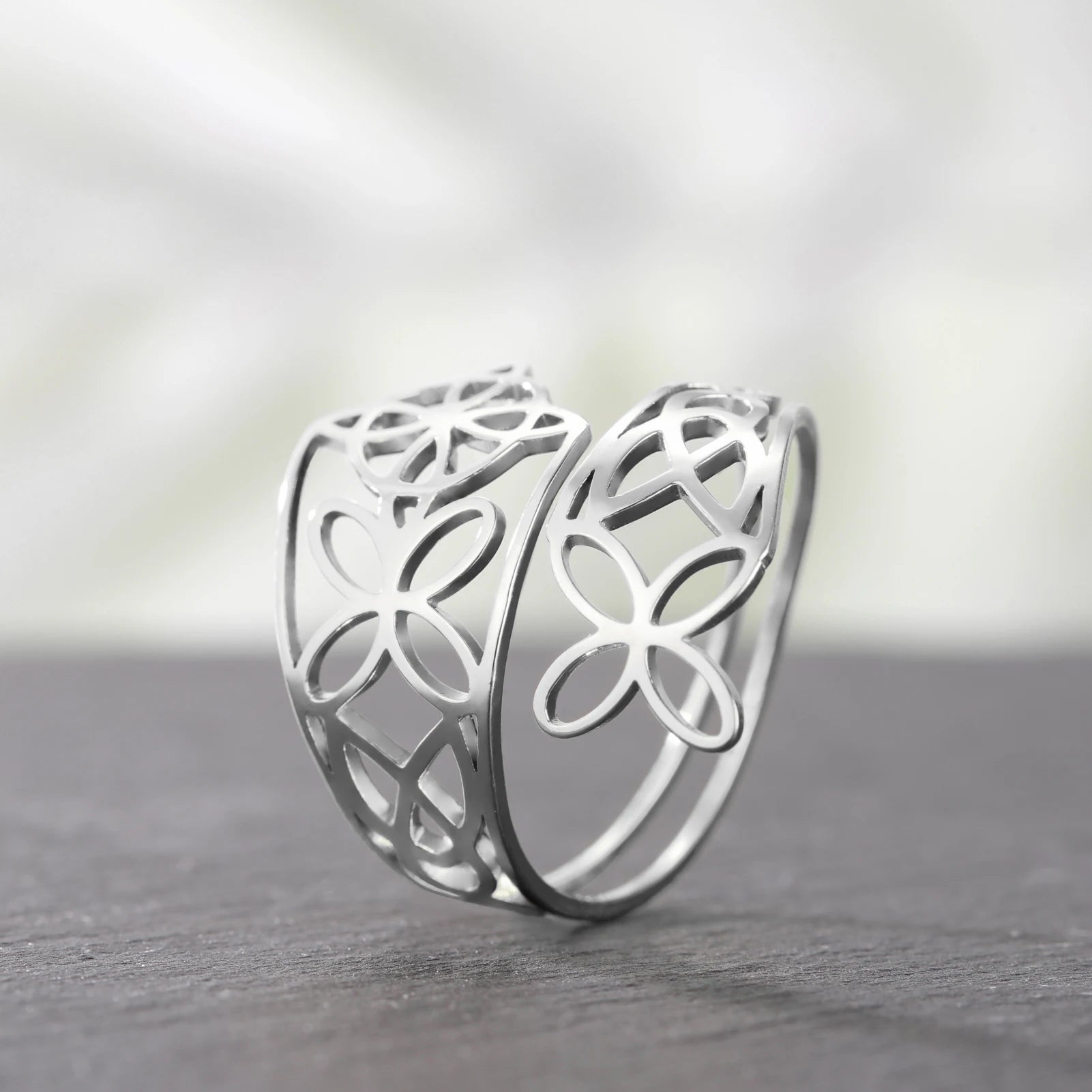 Skyrim Witch Knot Open Rings Women Stainless Steel Gold Color Adjustable Finger Ring Witchcraft Amulet Jewelry Christmas Gift