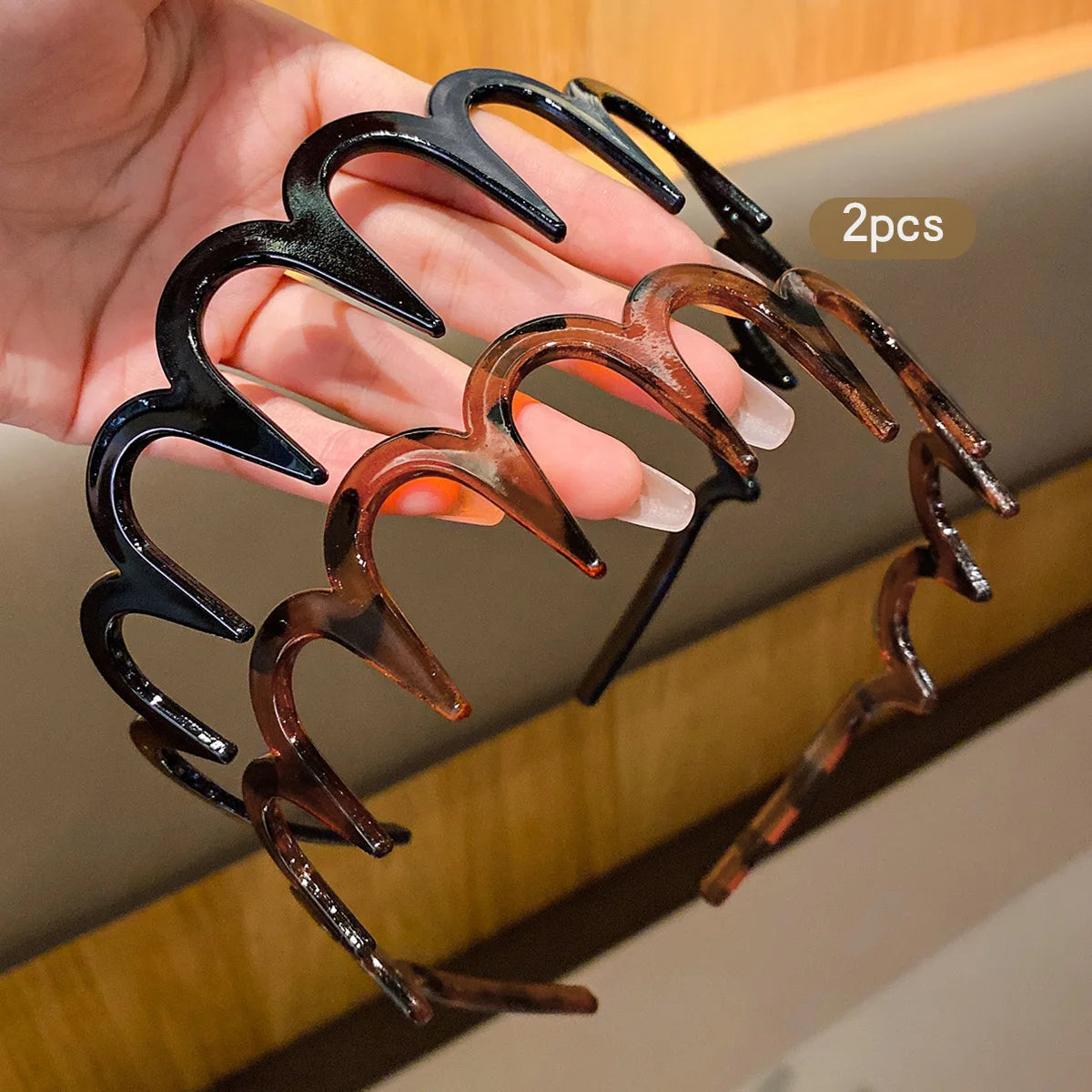 2 Red Hair Clips with Teeth Anti-Slip Daily Hair Accessories