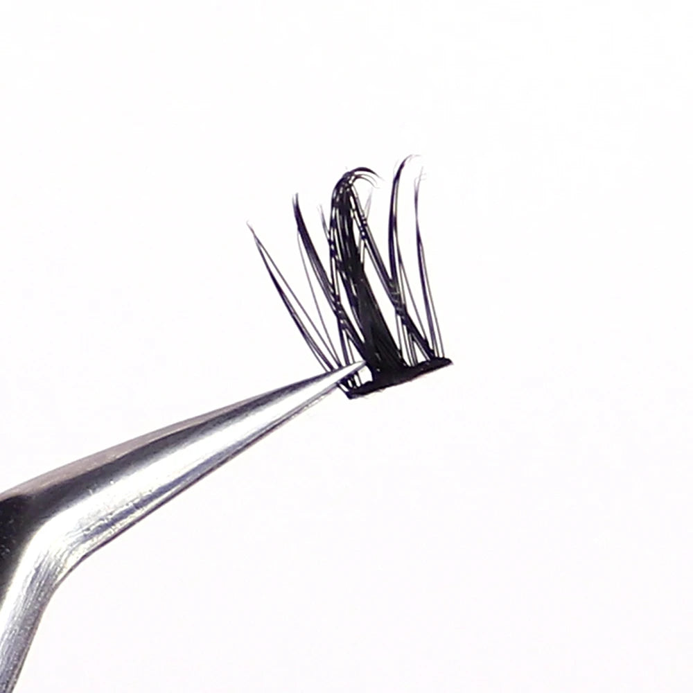 160 Pcs Wheat-Ear Shape Fake Eyelashes | Fine Stem DIY Eyelash Extension Clusters close-up view