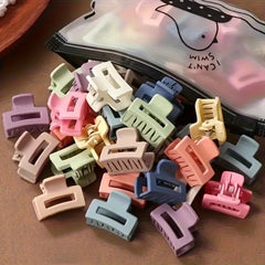 5/10/20/30 Pieces of Colorful, Small-Sized Kid’s Clip-On Hair Accessories with a Lattice Design – Va