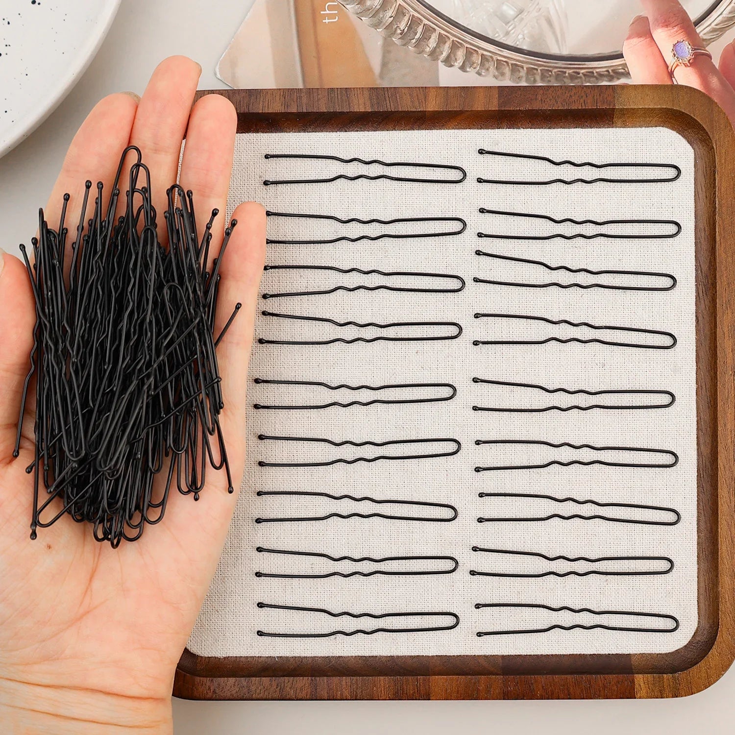 5/6/7cm U-Shaped Wavy Hair Clips Bobby Pin Barrette Salon Grip Black Metal Hairpins D lifestyle view