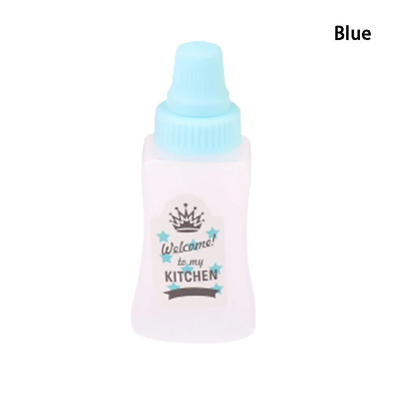 30ml Condiment Squeeze Bottle Silicone Salad Dressing Container Tomato Sauce Seasonin lifestyle view